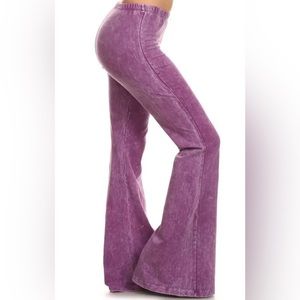 Chatoyant Women’s Mineral Washed Purple Bell Bottoms Size Medium